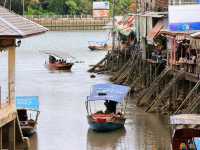 ตลาดน้ำอัมพวา ตลาดสำหรับครอบครัว
