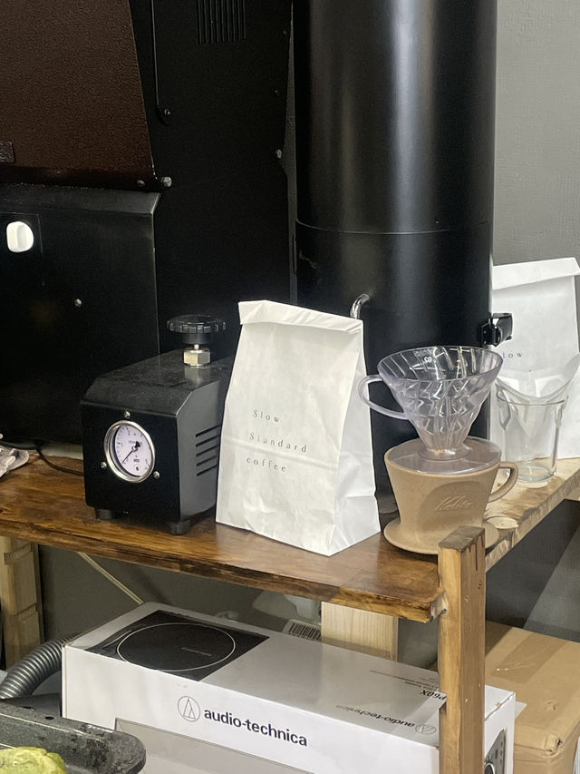 自由が丘で韓国人のオーナーが1人でひっそり営む穴場カフェ"slow standard coffee"☕️