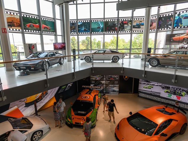 スーパーカーの殿堂🔥 ランボルギーニ博物館