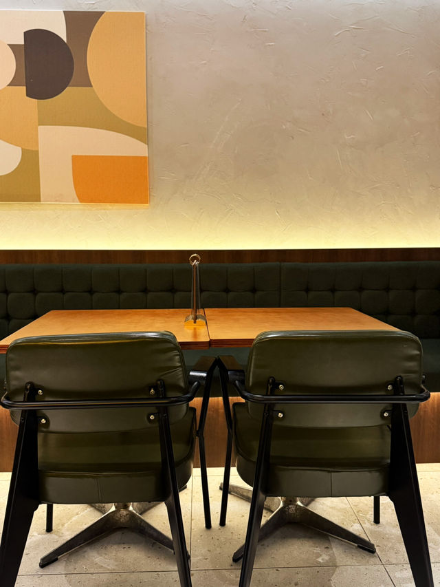 Take ARest in this Cafe
