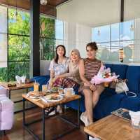 fantastic coffee and bakes