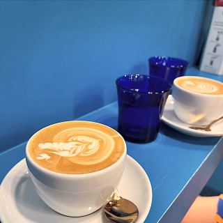 🇦🇺 A cafe that serves delicious filter coffee in special cups that lock in the aroma