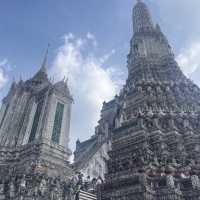 【バンコク🇹🇭】夜明けの象徴🌙ワット・アルン