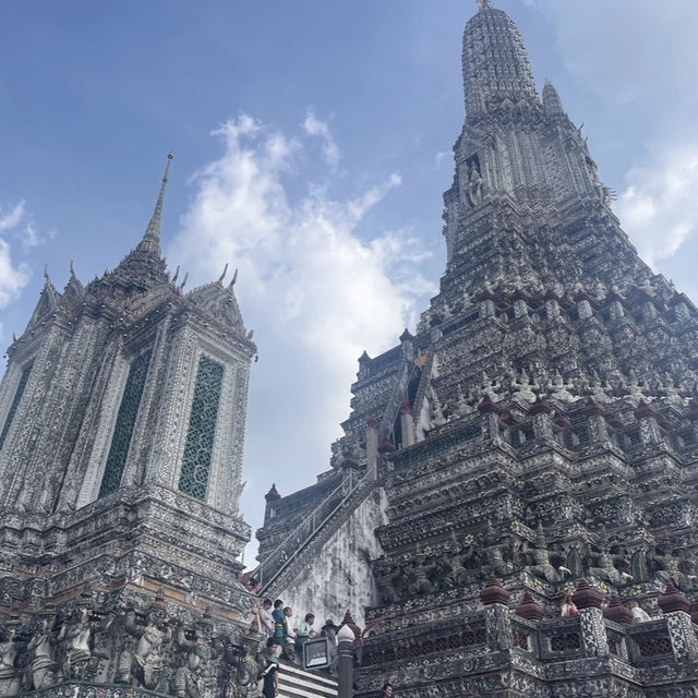 【バンコク🇹🇭】夜明けの象徴🌙ワット・アルン