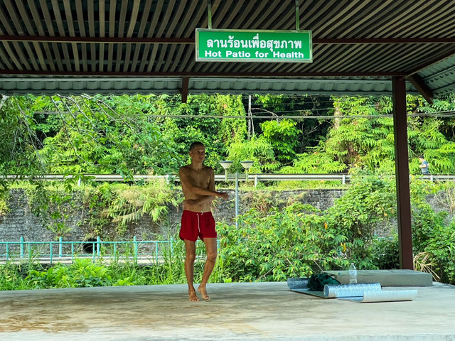 อาบน้ำแร่ แช่น้ำร้อน เมืองระนอง