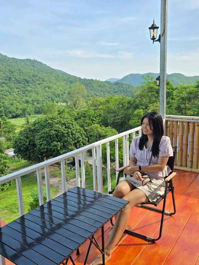 ทิวเขา แคมป์