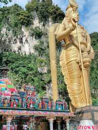 Batu Caves and the Majestic Murugan Statue: A Must-Visit Hindu Landmark in Kuala Lumpur