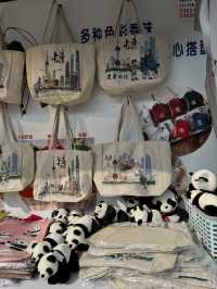 🛍️ 상하이 Yuyuan Garden Shopping Mall, 기념품 쇼핑의 천국!
