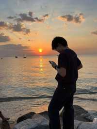 [ชลบุรี] 🌅 บรรยากาศ golden hour ที่หาดบางแสน
