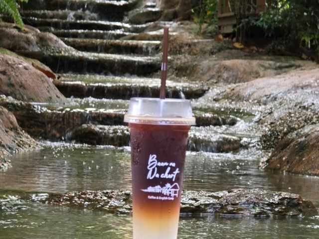 รีวิวคาเฟ่นานาชาติ กาฬสินธุ์ จิบกาแฟแลธรรมชาติ