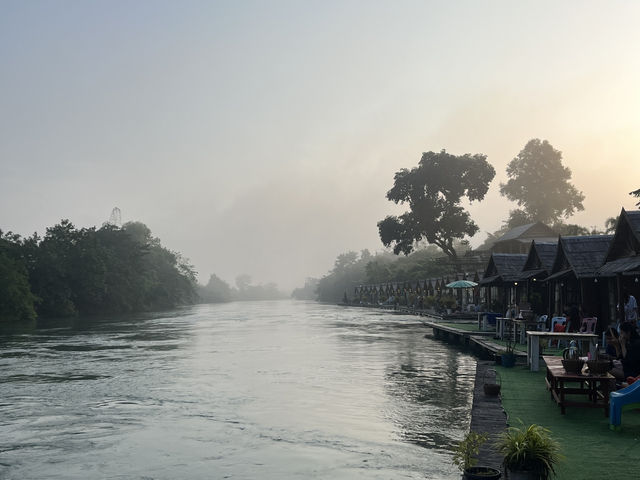 เมืองเฟือง ประเทศลาว 