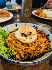 Hidden in Jenjarom: The Kopitiam Serving East Meets West”