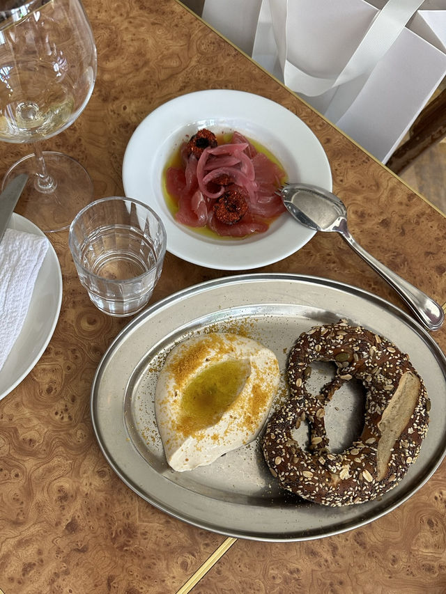 Experience Culinary Delight at 10 William Street in Sydney 🇦🇺