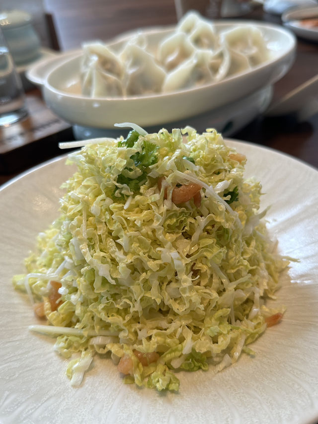대련 필수 성게알만두 맛집 시딩과 탁 트인 바다, 아름다운 인공 운하를 한꺼번에 즐길 수 있는 곳, 동방수성