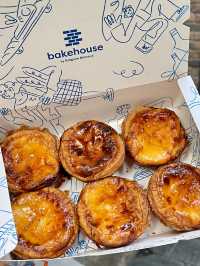Hong Kong Must-Eat List 🇭🇰 Egg Tart Heaven – Don’t Miss It!