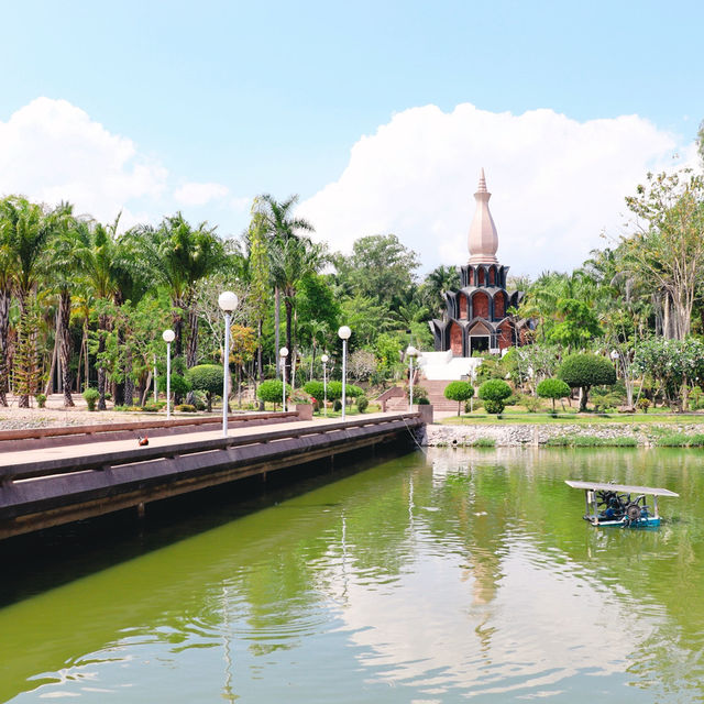 พิพิธภัณฑ์อาจารย์ฝั้น อาจาโร 