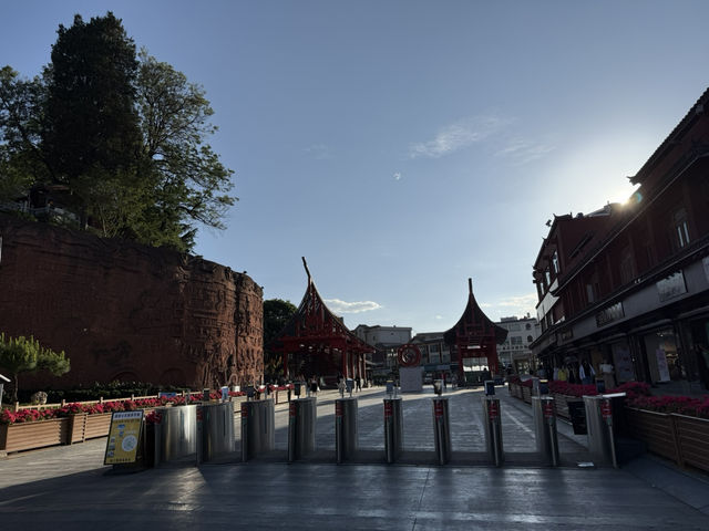 【中国・麗江 麗江古城】世界遺産の街並みに時を忘れる旅