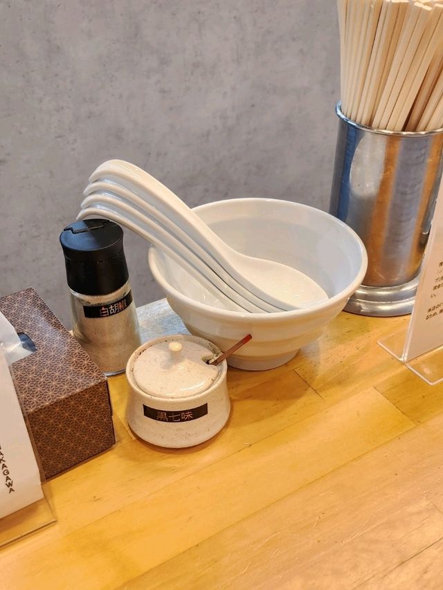 "이케부쿠로 MENYA NAKAGAWA – 진한 닭해물 츠케멘 맛집 추천