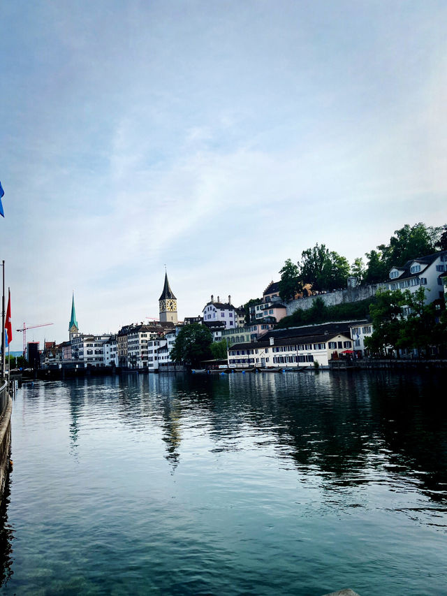 Summer Train Journey: St. Moritz ➝ Zurich – Scenic Swiss Rail Review