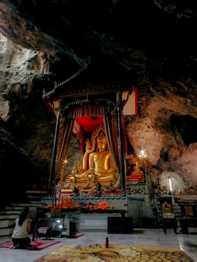 วัดบ้านถ้ำ กาญจนบุรี