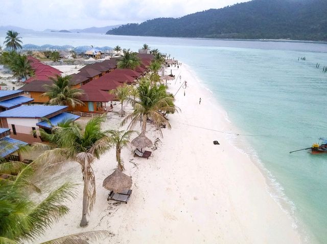 🌴✨ เที่ยว “เกาะหลีเป๊ะ” เกาะที่เปิดตลอดปี! 🌤️🏝️