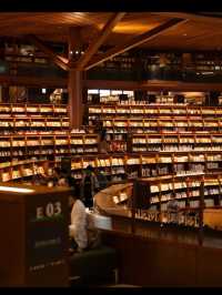 📚【石川県立図書館】本と建築美が交差する、“知の森”でひと休み