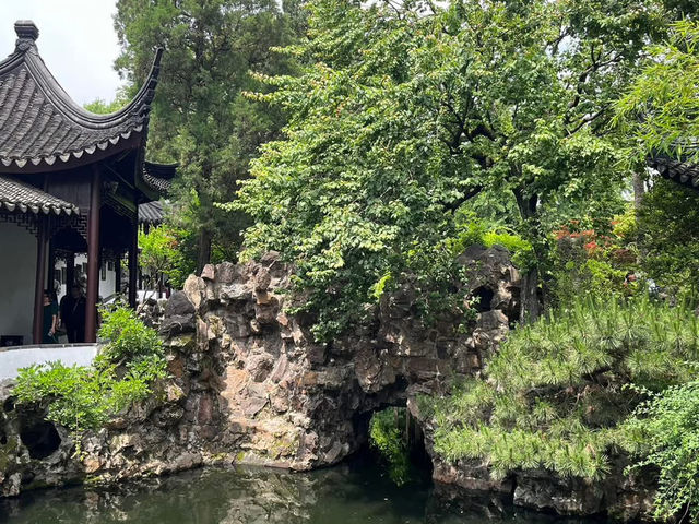🪷 Lion Grove Garden 狮子林 — Rock Maze Meets Tranquility in Suzhou