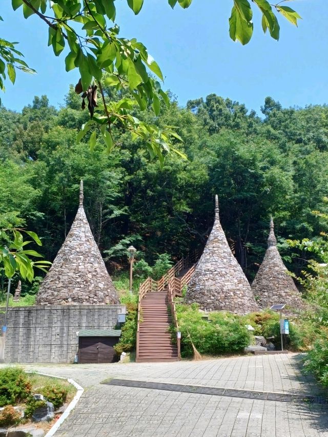 돌로 만든 장관