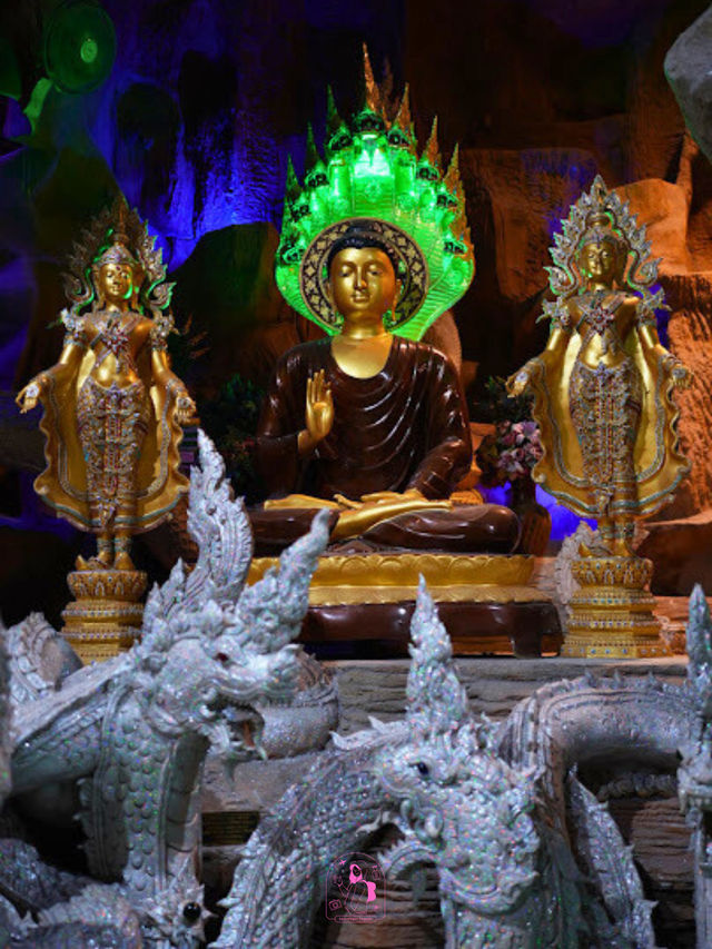 🏯 วัดมณีวงศ์