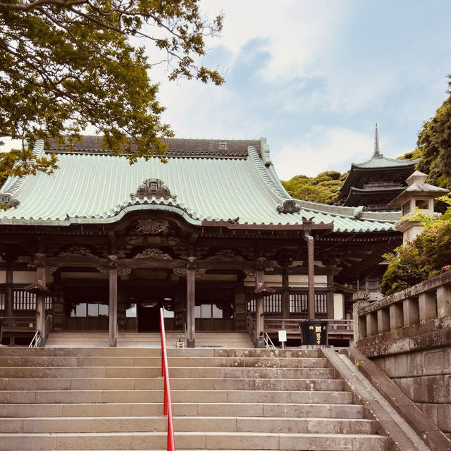 🌊 Solo Escape: Enoshima Day Trip – Beyond the Tourist Trail