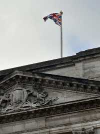 Beyond The Guard Change: Your Insider’s Buckingham Palace Handbook