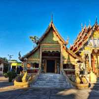 ไหว้พระนอนศักดิ์สิทธิ์ ณ วัดเก่าโบราณที่แม่ริม