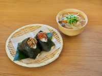 霧島🇯🇵 八十年的老食堂搖身一變成為飯糰店
