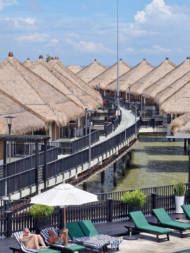 🌴 Avani Sepang Goldcoast Resort – Overwater Bliss & Resort-Style Vibes