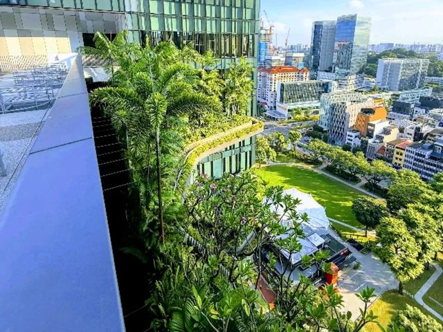 Sleep in a Sky Garden – My Eco-Luxury Stay at PARKROYAL COLLECTION Pickering