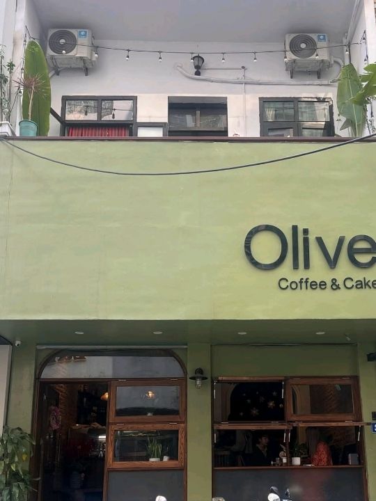 Olive Coffee & Cake