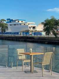 Maris Cafe บางเสร่ คาเฟ่ริมทะเลสุดชิลวิว 360°