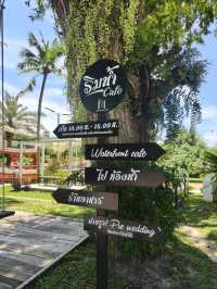 คาเฟ่ริมน้ำ บ้านกรูด