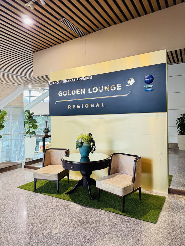 ✈️ Lounge hopping at KLIA