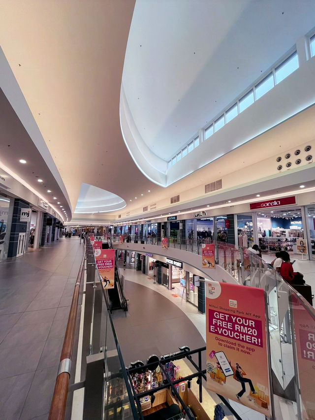 Mitsui Outlet Park KLIA Sepang: Shopper’s Paradise for All Ages