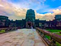 壯麗日出下的世界奇觀──吳哥窟 Angkor Wat