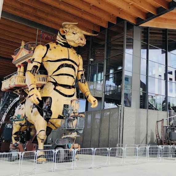 Theater of Giants at Halle de la Machine
