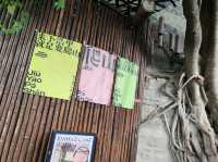 Encountering Xiahaoli: The Charm of Slope and Steps at Entrance No. 3