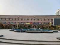 Amanishah Khan Square: Where History and Art Converge