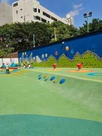旺角市中心超長型公園任跑唔嬲