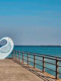 Iconic Photo Spots and Clear, Shallow Water