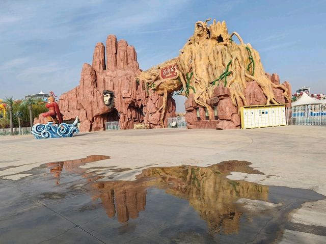 Fantasy Journey to the Dragon Palace of the West Sea