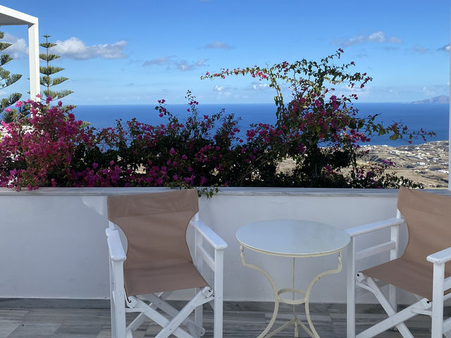 Stunning views of Santorini 🏖️ 🌅 feels like a dream !  Stunning views of Santorini 🏖️ 🌅 feels like a dream !