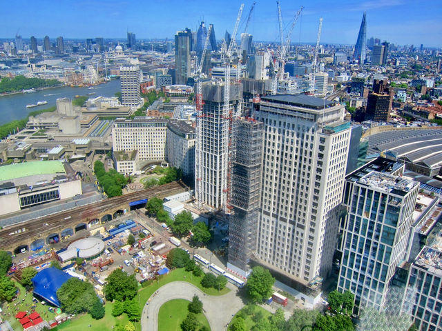 Thames Dreamscape🌤️ London Eye — The City from the Sky