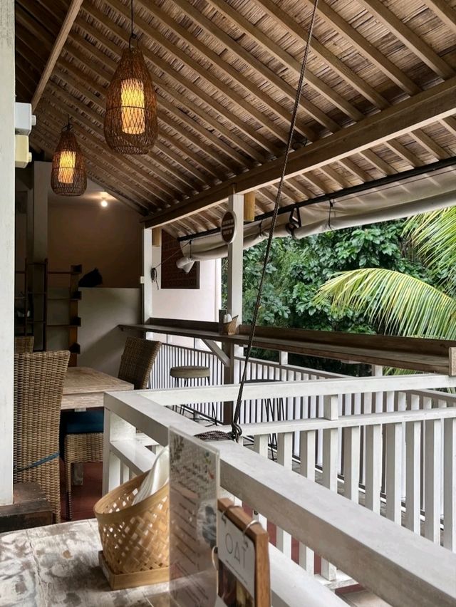 EXCELLENT VEGAN CAFÉ IN BALI.
